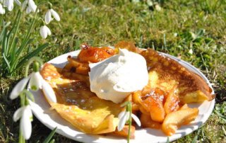 crepes-aux-pommes-caramelisees