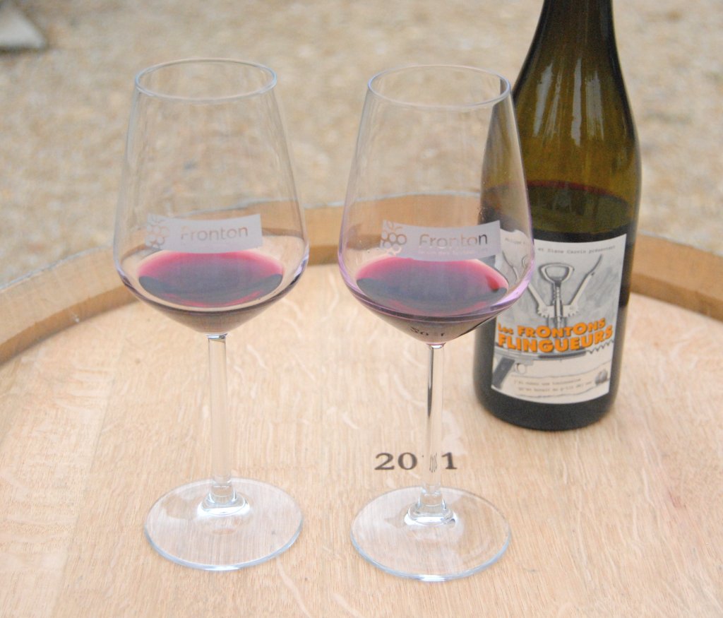 fronton-chateau-la-colombiere