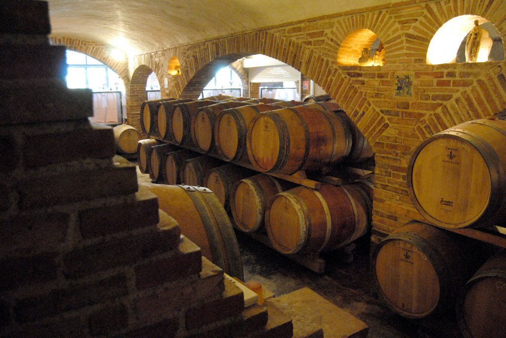 fronton-chateau-saint-louis-1